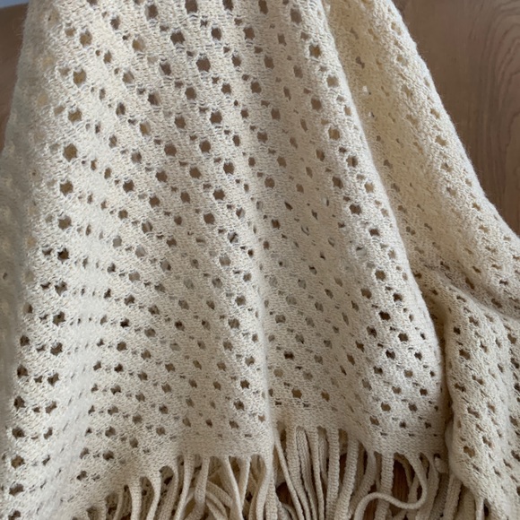 Accessories - Infinity scarf